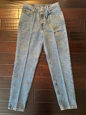 VTG Levi’s 512 Relaxed Fit Tapered Leg Women’s 14M Medium Wash Mom Jeans